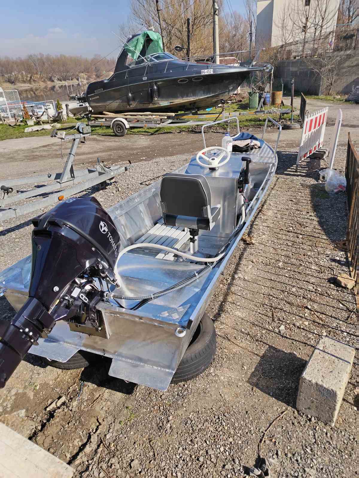 Aluminijumski Čamci šarac 550 sa komandama